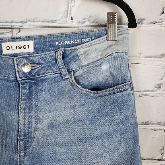 DL1961 Florence Cropped Skinny Jeans in Clifton - Picture 5 of 9